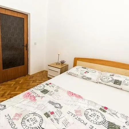 Fuer 5 Personen Ca 65 Qm In Pula, Istrien Istrische Riviera Apartment Pula
