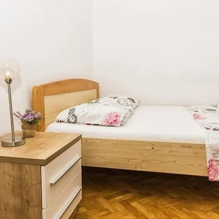 Fuer 5 Personen Ca 65 Qm In Pula, Istrien Istrische Riviera * Pula
