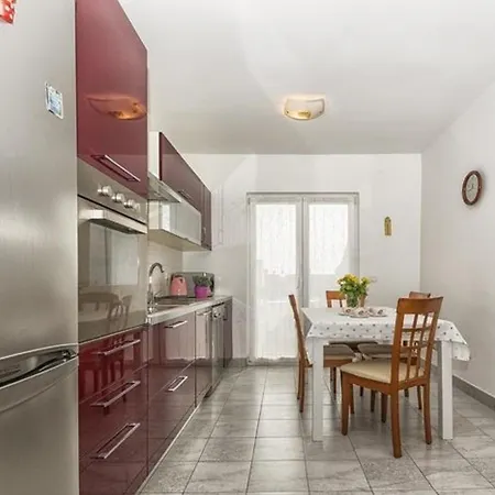 Apartment Fuer 5 Personen Ca 65 Qm In Pula, Istrien Istrische Riviera