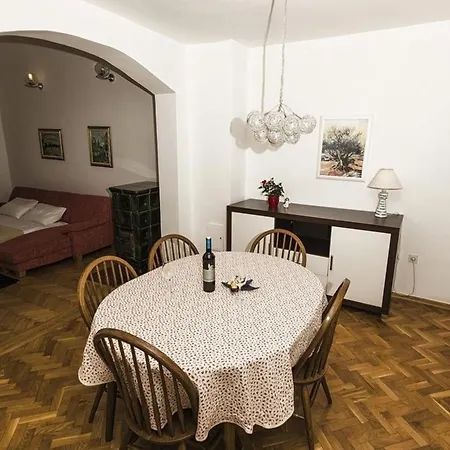 Fuer 5 Personen Ca 65 Qm In Pula, Istrien Istrische Riviera Apartment *