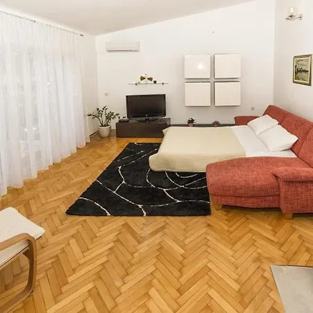Fuer 5 Personen Ca 65 Qm In Pula, Istrien Istrische Riviera